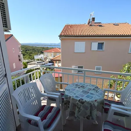 Apartment Fejer