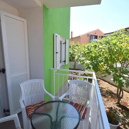 Fejer Apartman *