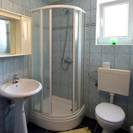 Fejer Apartman *