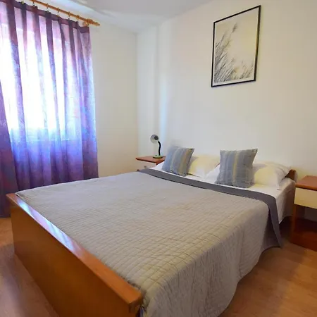 Apartament Fejer