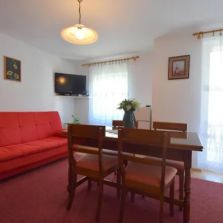 Fejer Apartment *