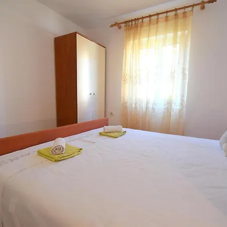 Fejer Apartment